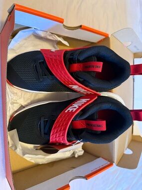 Nike Kids Black and Red Midstrap Athletic Sneakers